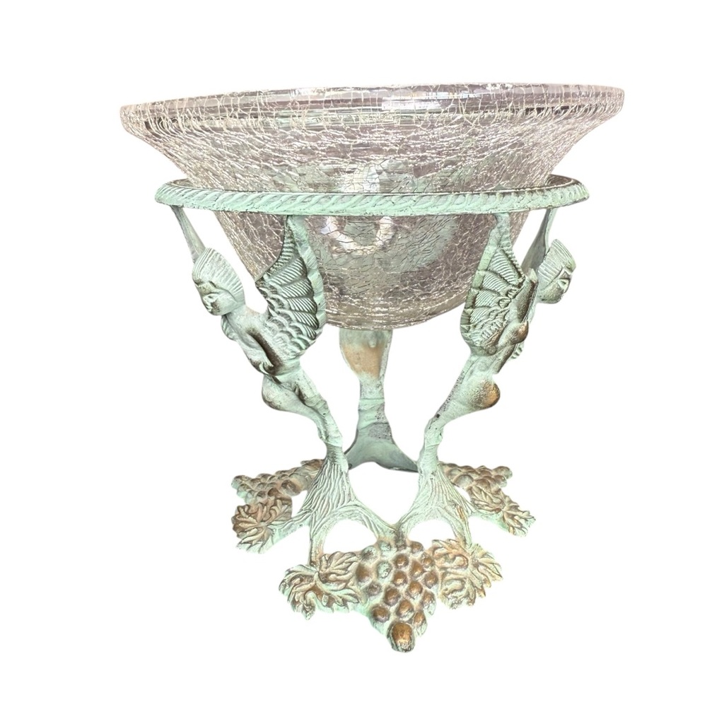 VINTAGE CRACKLE GLASS CENTERPIECE BOWL WITH VERDIGRIS CHERUB BASE - Picture 3 of 9